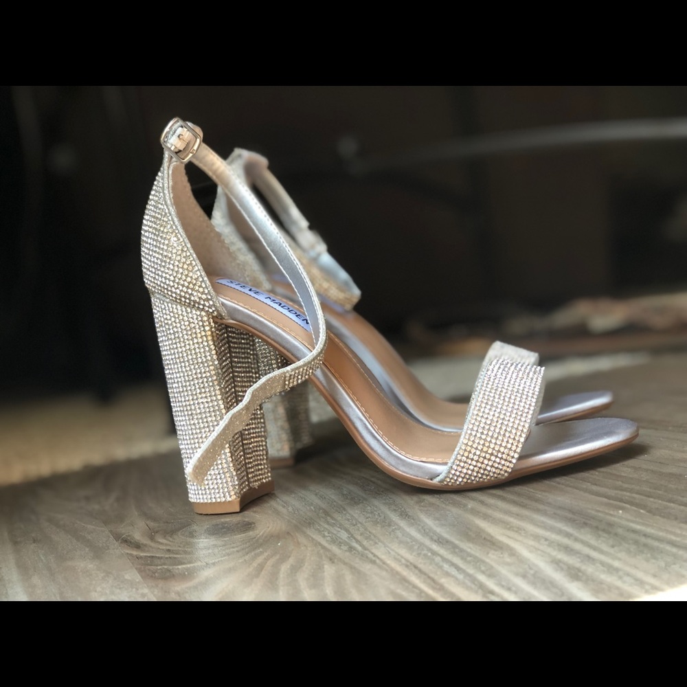 Steve Madden strappy heeled sandals